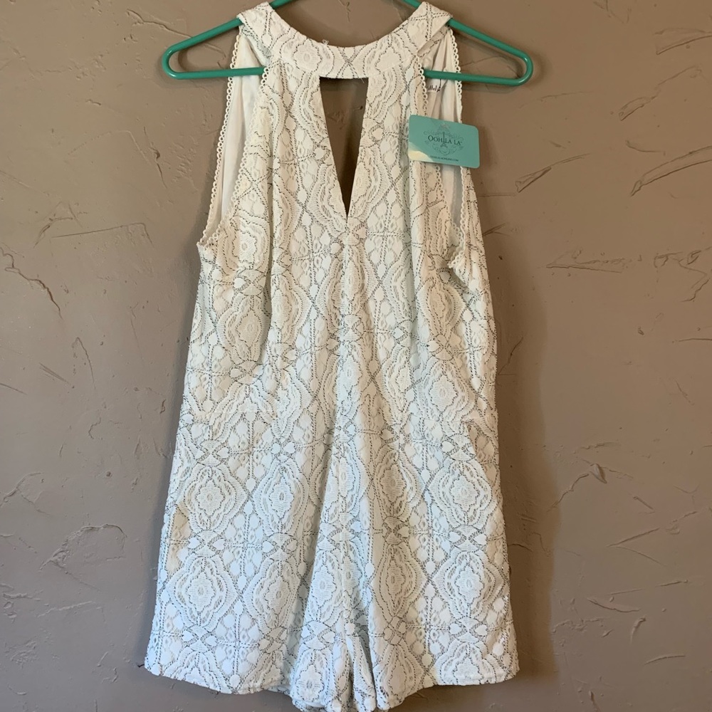 Lace romper - Picture 2 of 4